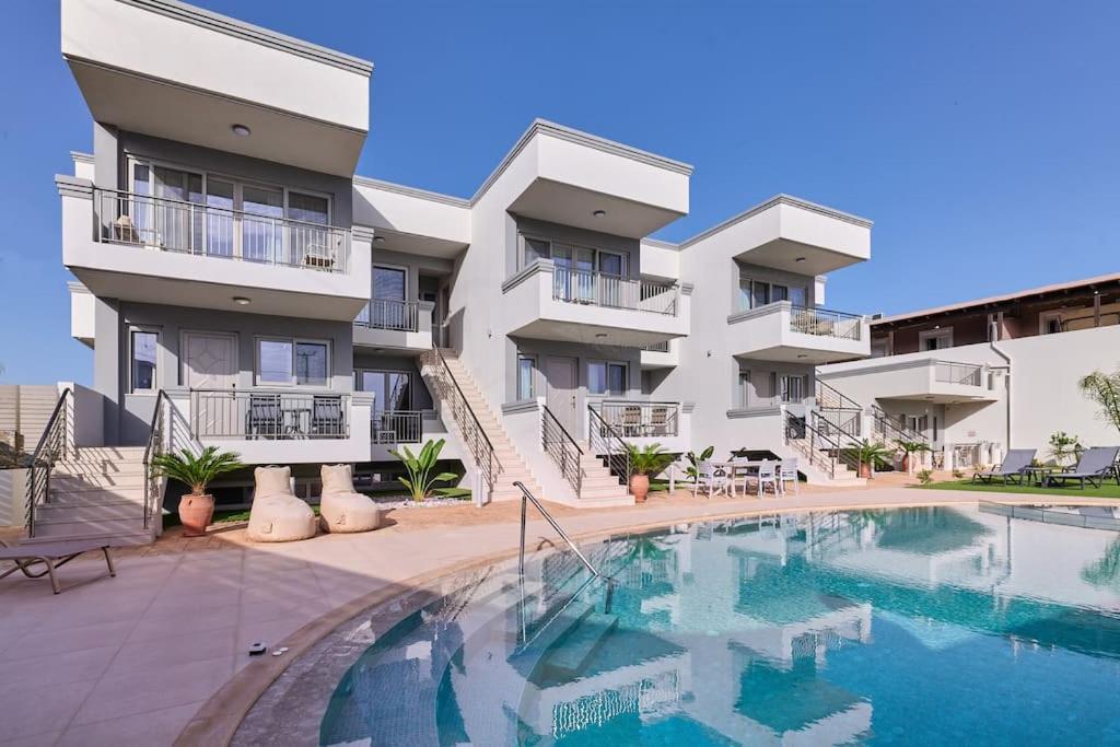 Superior Family Apartment W/Pool Dining Area Stavromenos Exterior photo