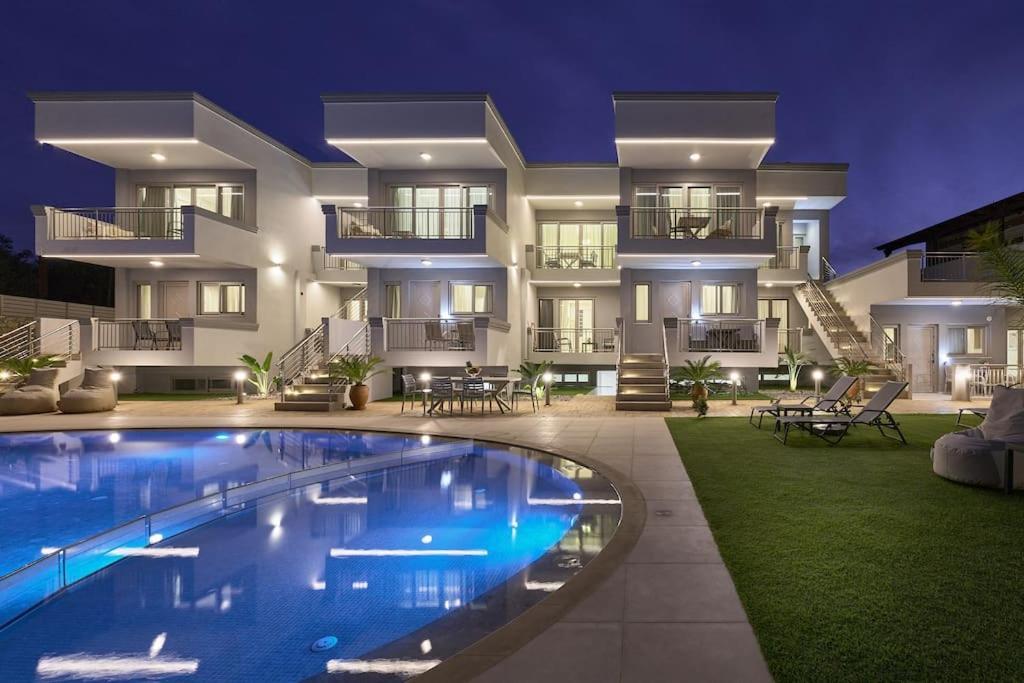 Superior Family Apartment W/Pool Dining Area Stavromenos Exterior photo