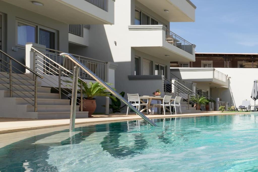 Superior Family Apartment W/Pool Dining Area Stavromenos Exterior photo